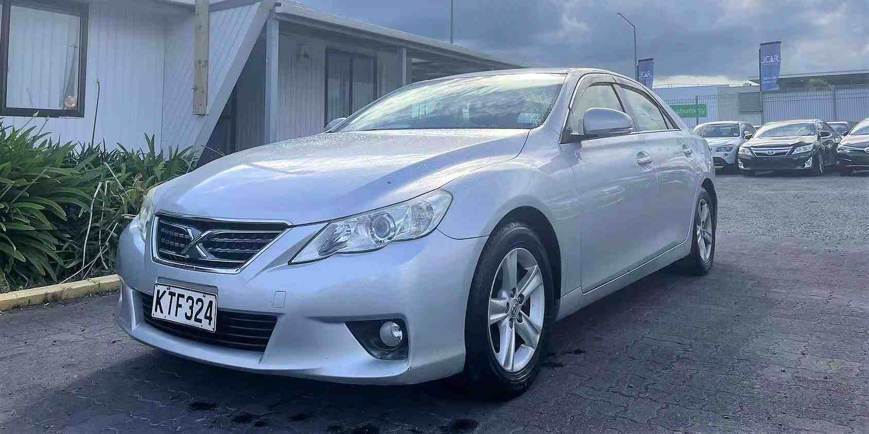 2011 Toyota Mark X