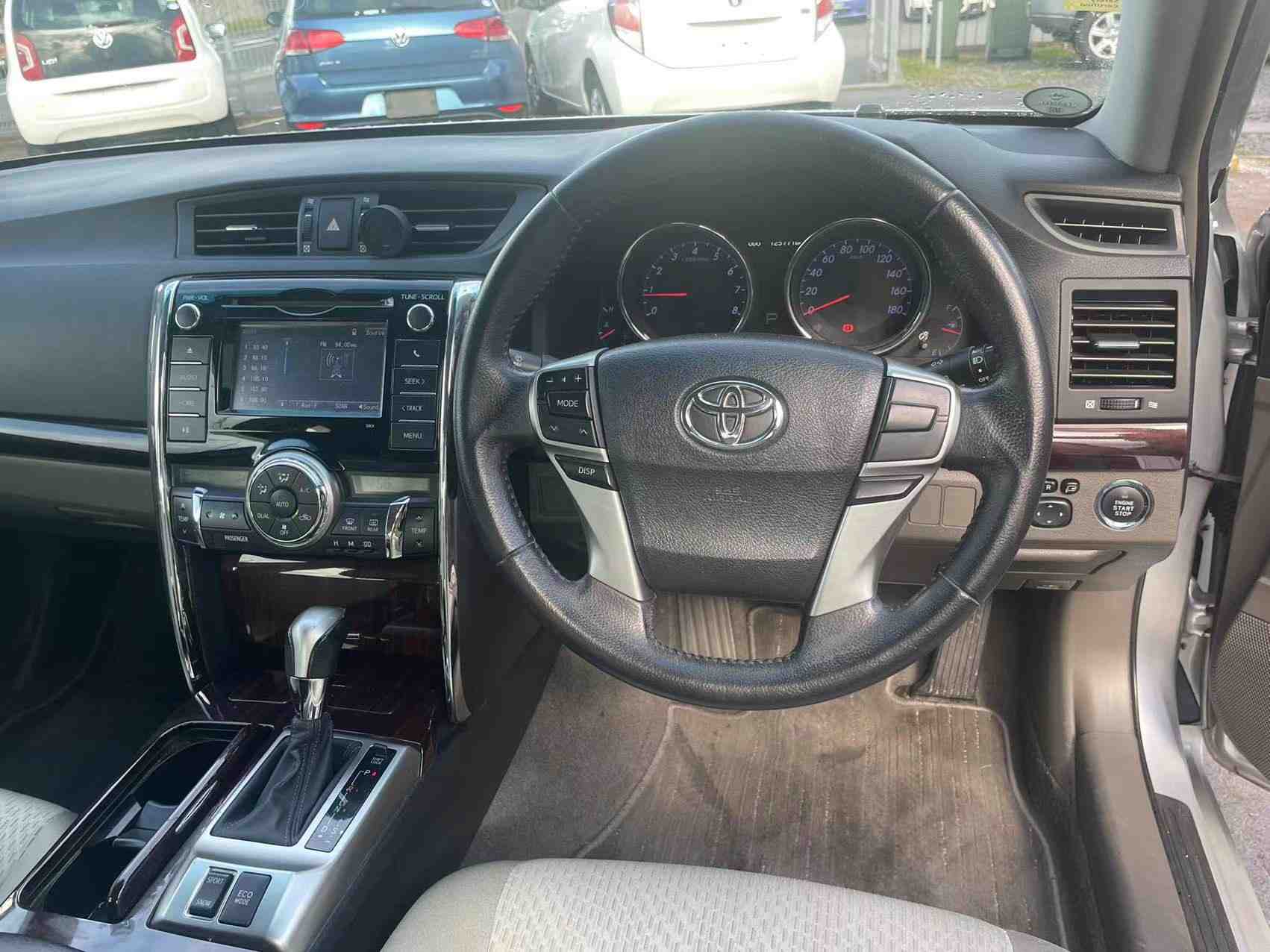 2011 Toyota Mark X