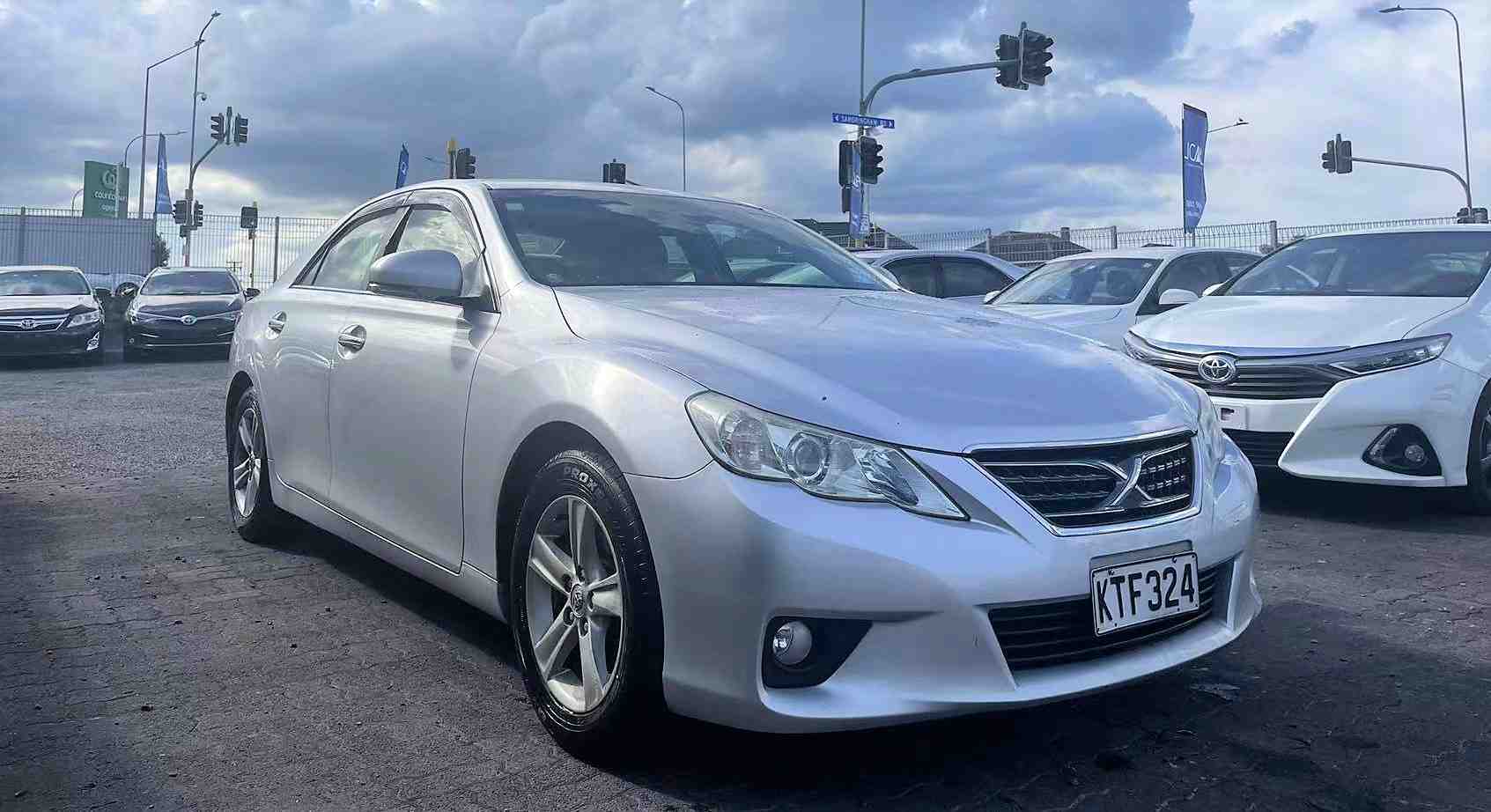 2011 Toyota Mark X