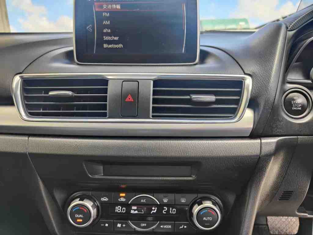 2013 Mazda Axela 2.0S Push Start, Key Less, REV CAM