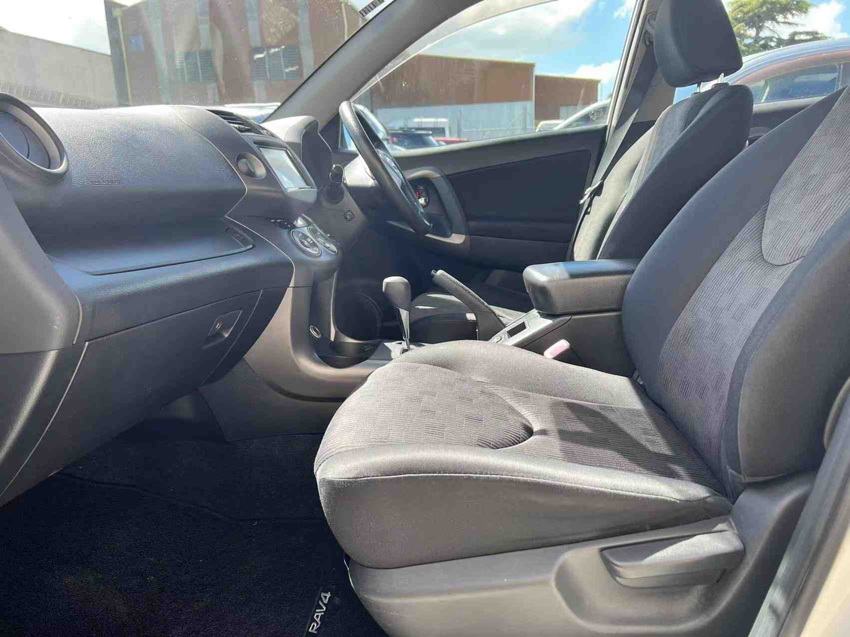 2009 TOYOTA RAV4