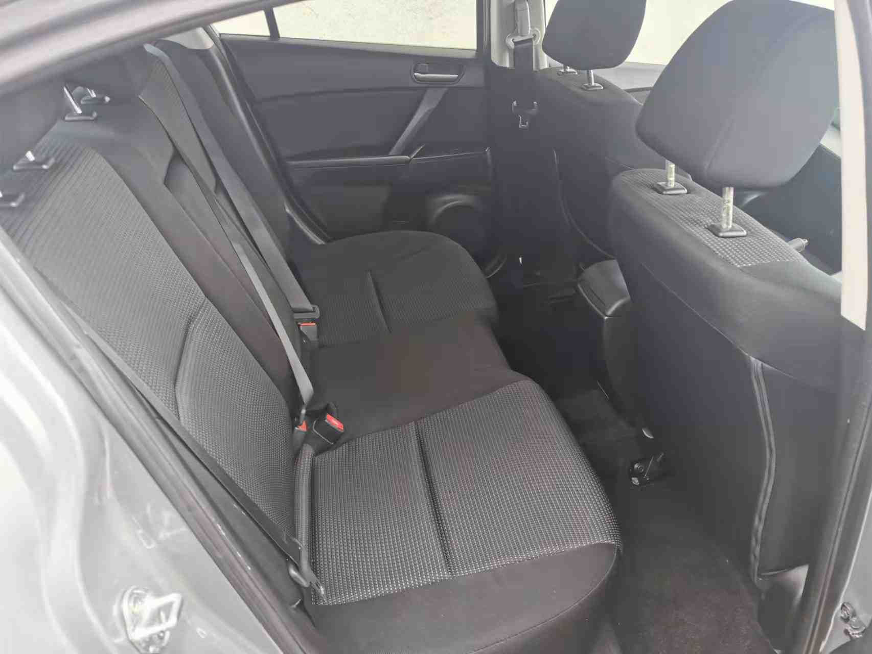 2012 Mazda Axela Push Start, Key Less