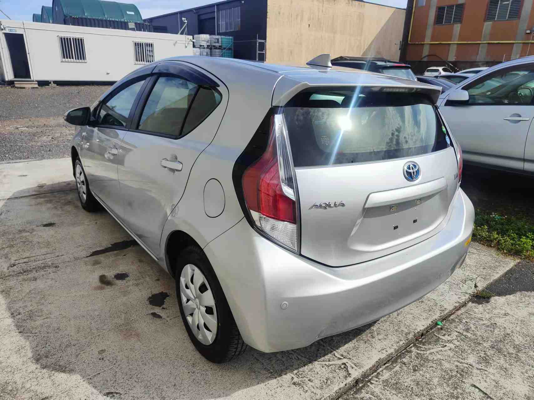 2016 Toyota Aqua HYBRID, TIDY