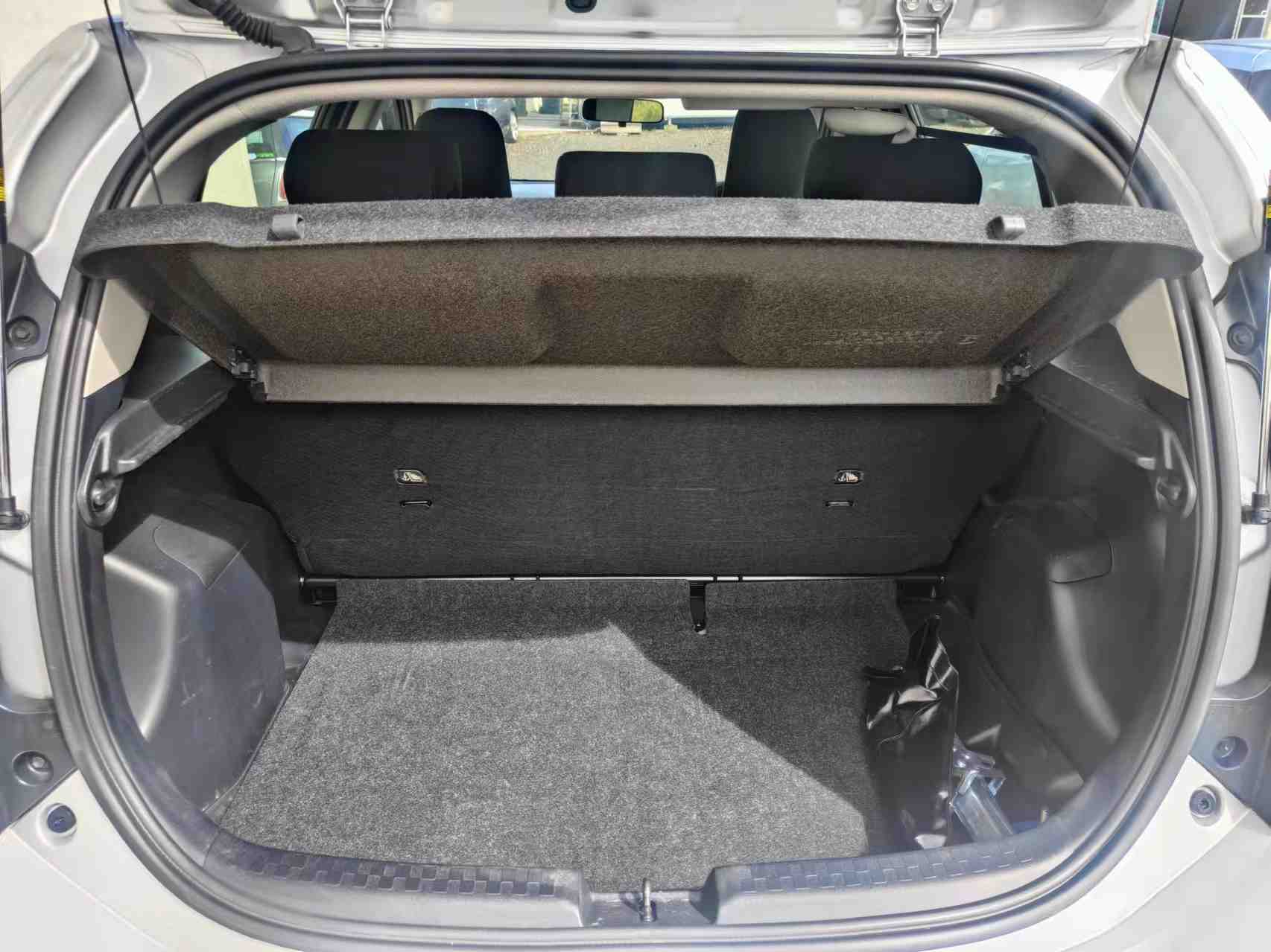 2016 Toyota Aqua HYBRID, TIDY