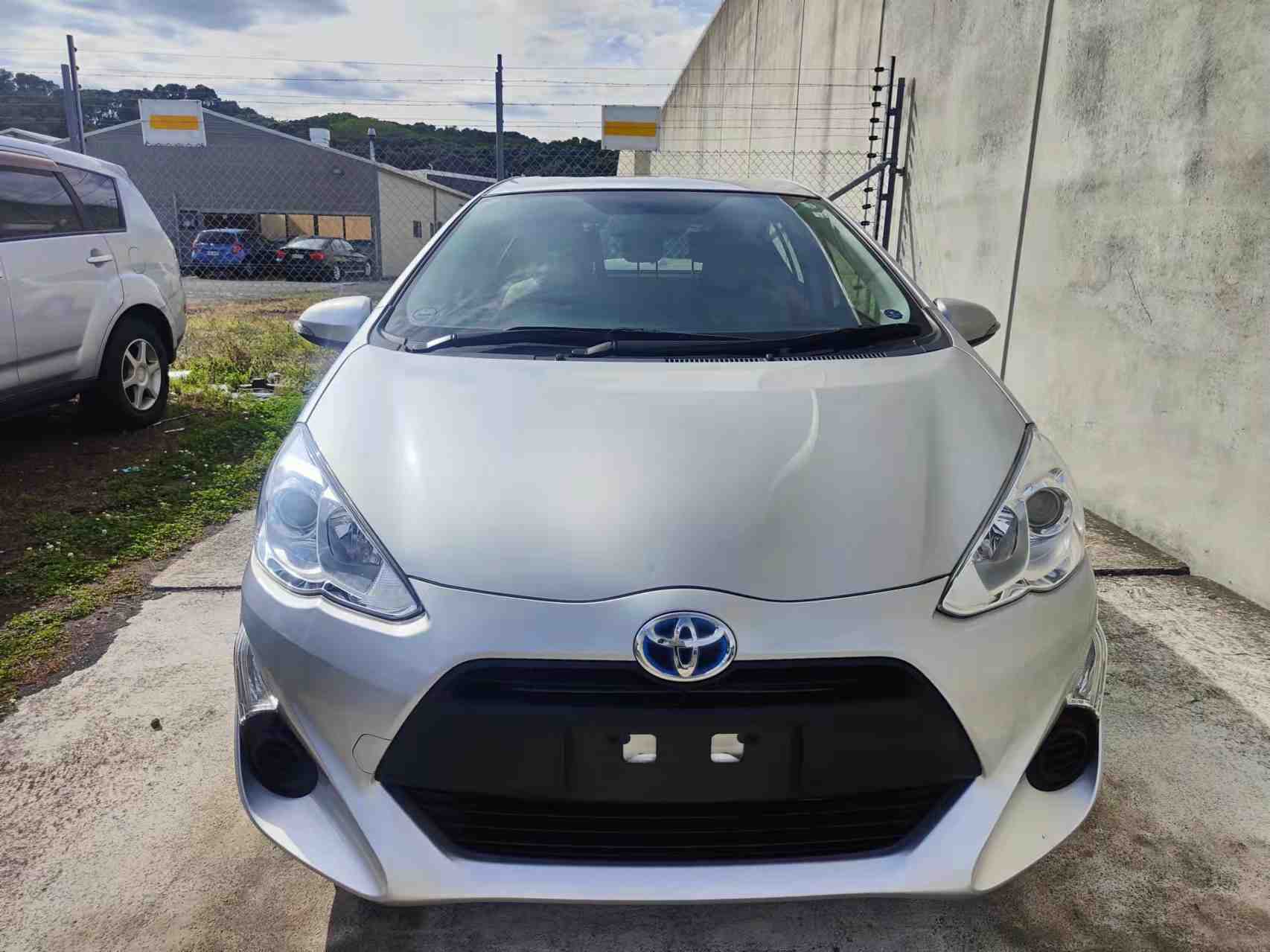 2016 Toyota Aqua HYBRID, TIDY