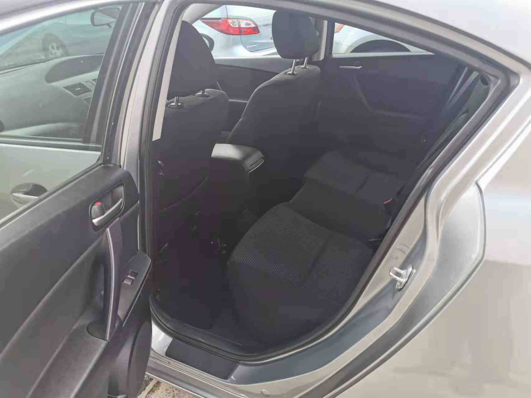 2012 Mazda Axela Push Start, Key Less