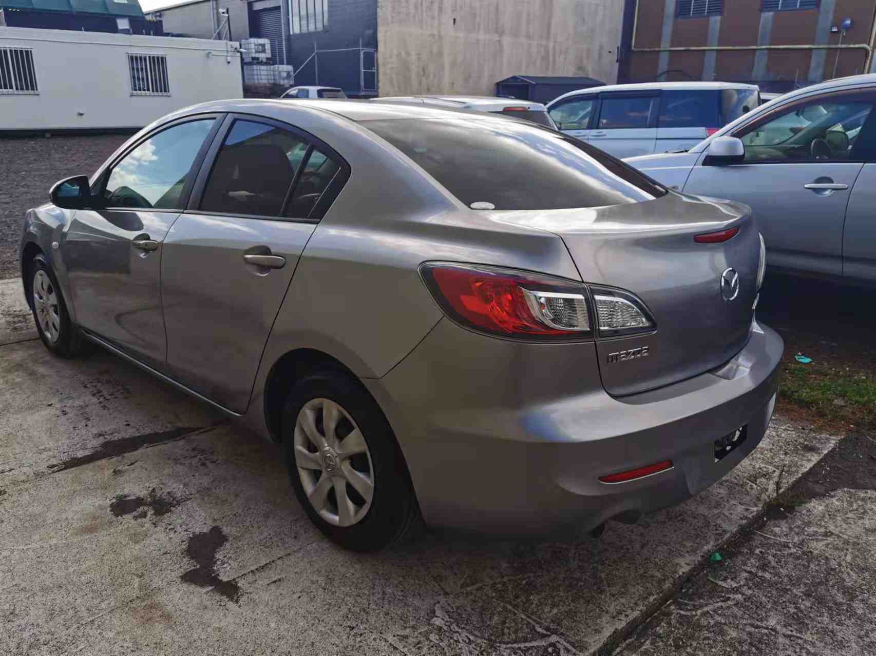 2012 Mazda Axela Push Start, Key Less