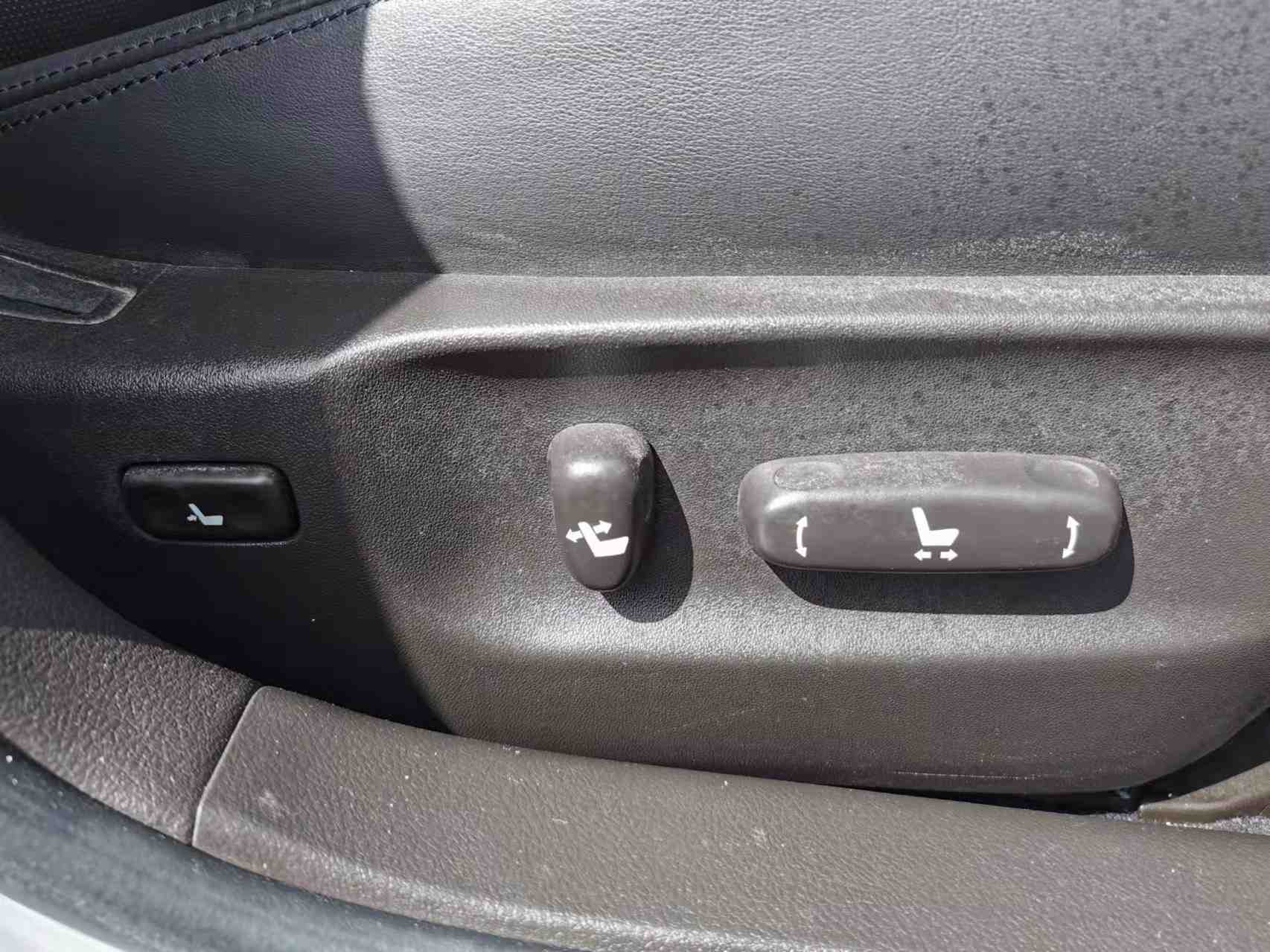 2010 Toyota Crown L PICKAGE, FULL LEATHER, HYBRID