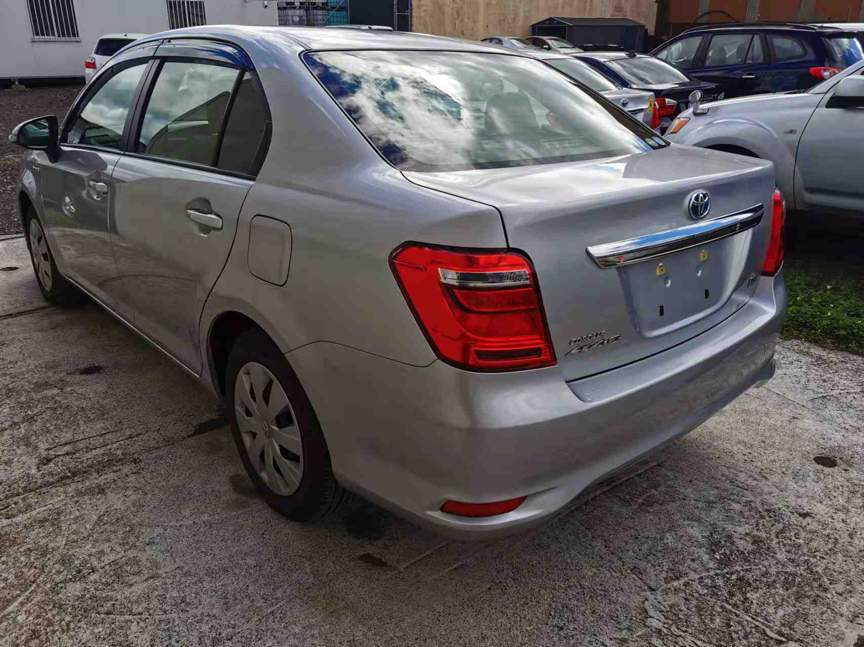 2016 Toyota Corrolla AXIO,HYBRID, TIDY