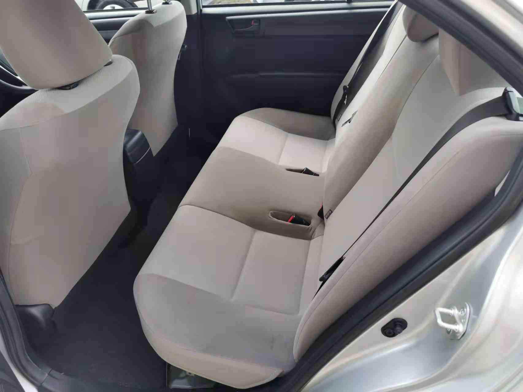 2016 Toyota Corrolla AXIO,HYBRID, TIDY