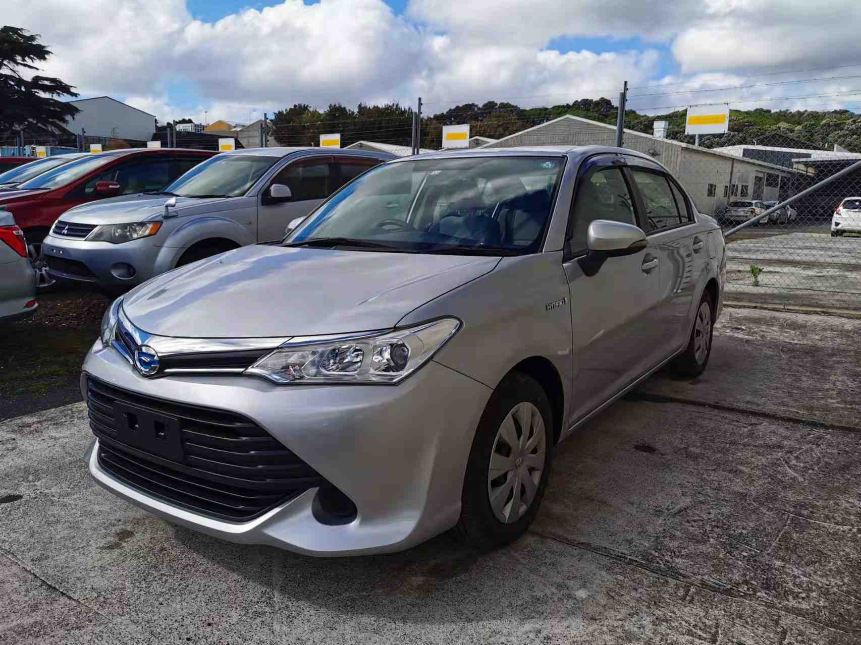 2016 Toyota Corrolla AXIO,HYBRID, TIDY