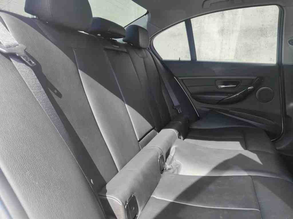 2013 BMW320i, luxury , Full Leather