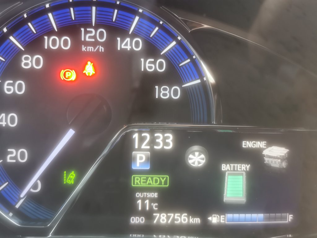 2016 Toyota Corolla Fielder ,HYBRID, TIDY