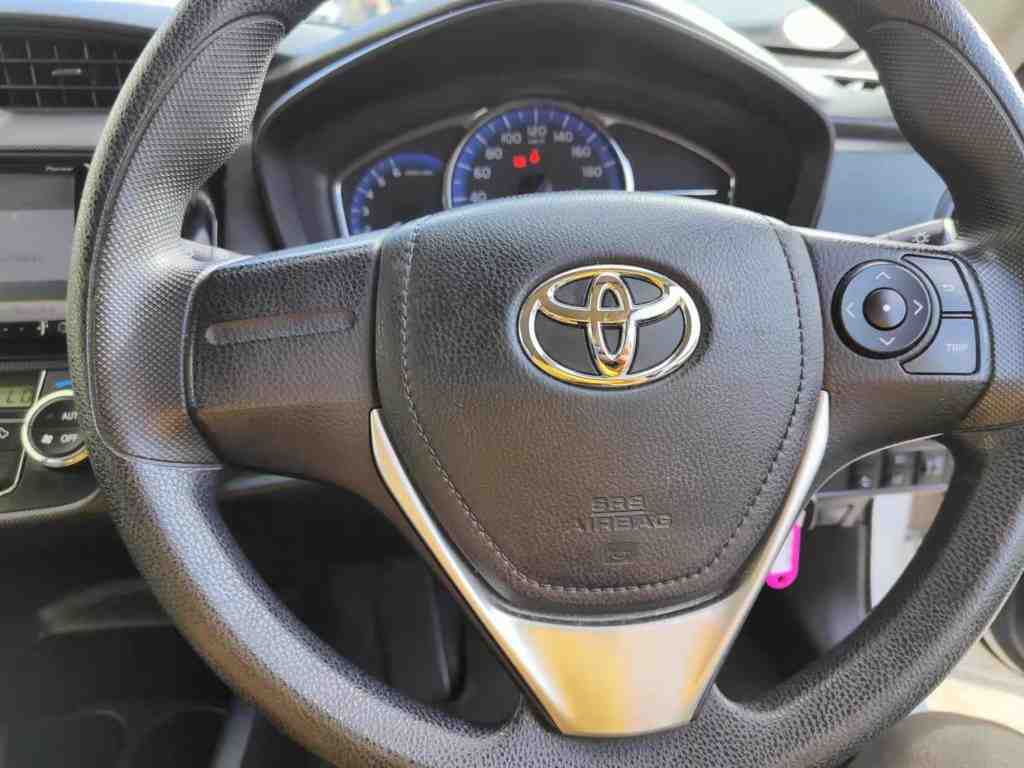 2016 Toyota Corolla Axio, Hybrid, Tidy