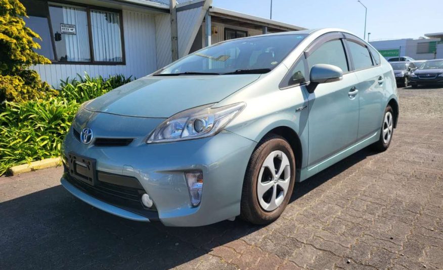 2014 Toyota Prius S