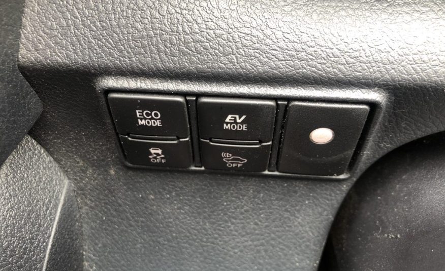 2016 Toyota SIENTA 7-Seater, Smart Keys, Push Start