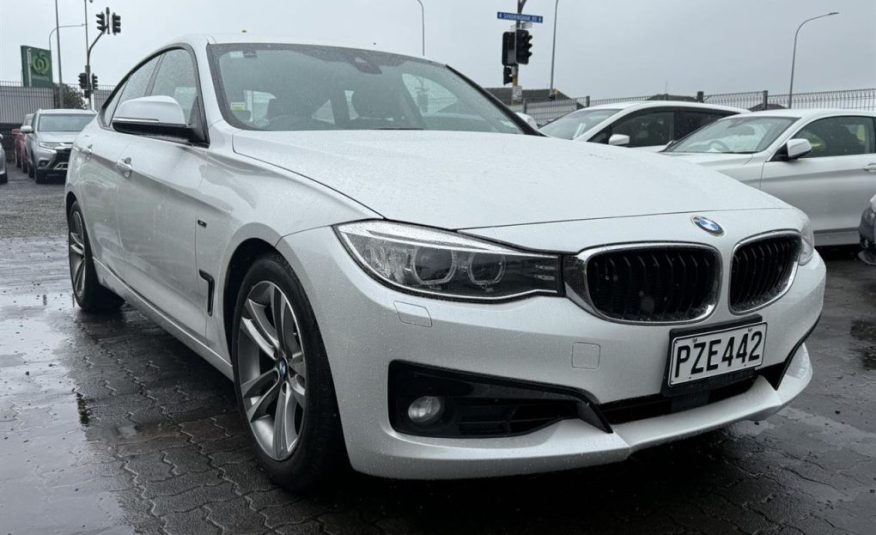 2013 BMW 320i GT