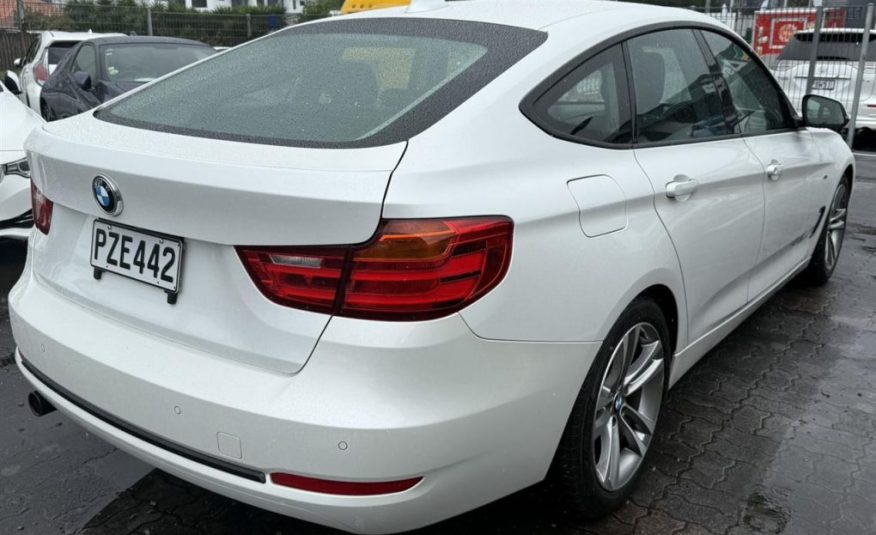 2013 BMW 320i GT