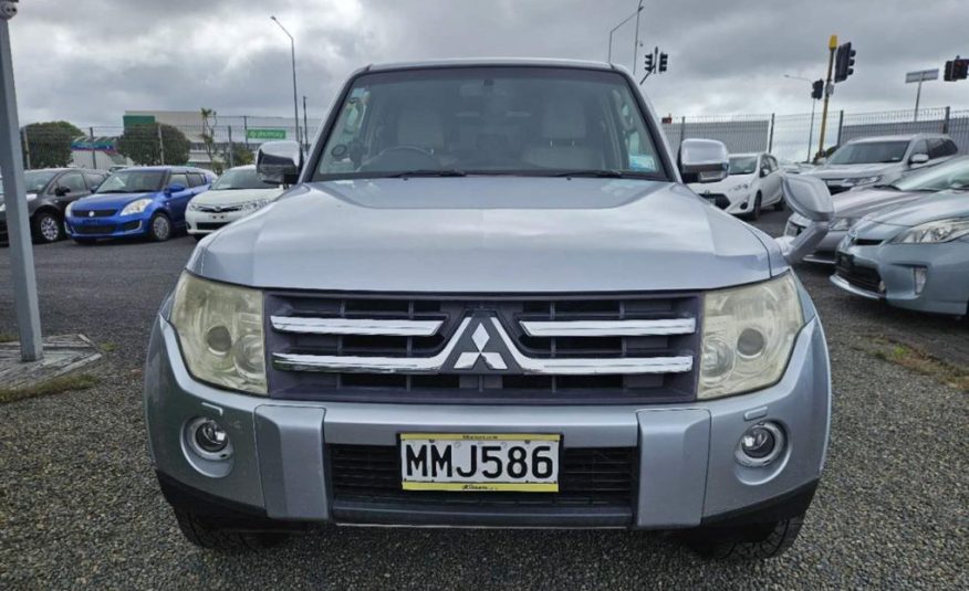 2006 Mitsubishi Pajero