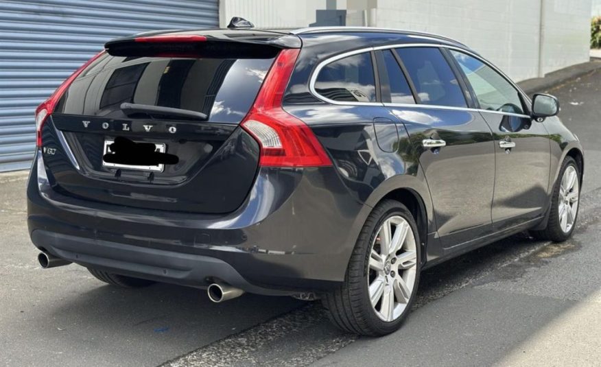 2012 Volvo V60 Station Wagon, Tidy