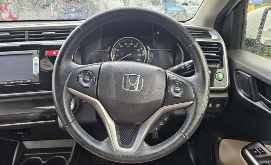 2015 Honda Grace LX