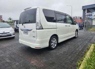 2013 Nissan Serena Hybrid