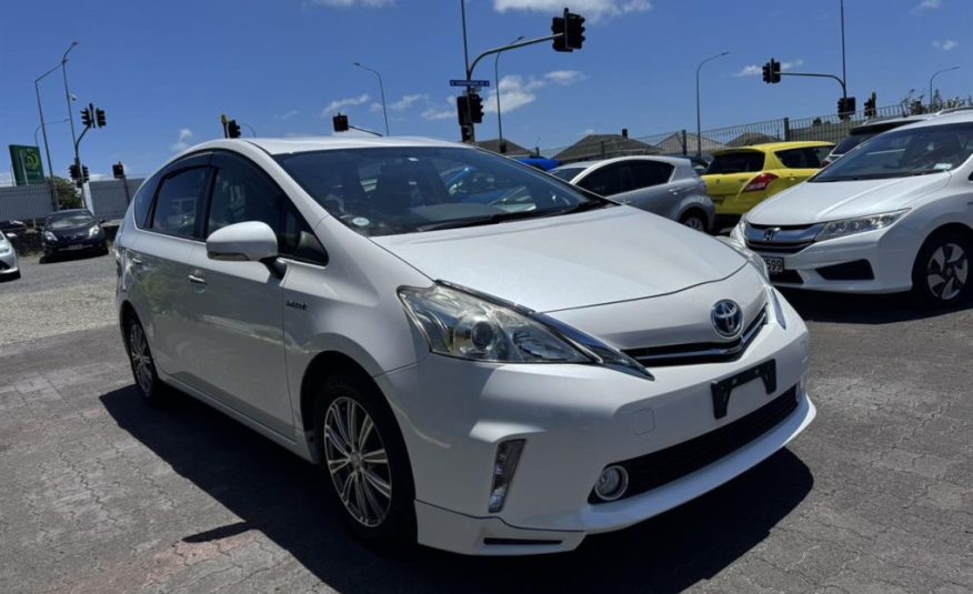 2014 Toyota Prius Alpha