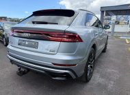 2023 Audi Q8 S line, 4WD