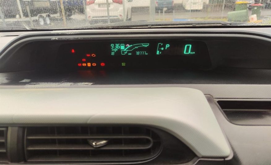 2013 Toyota Aqua Petrol Hybrid