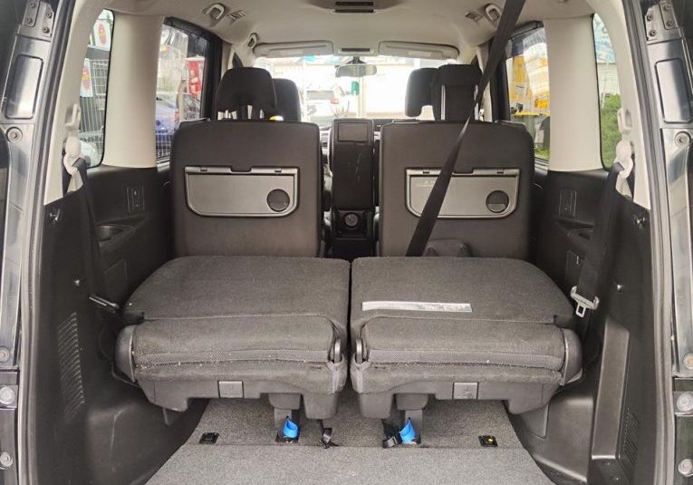 2017 Nissan Serena Hybrid