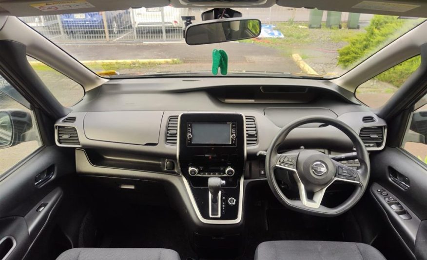 2017 Nissan Serena Hybrid