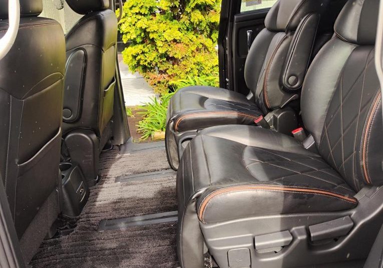 2014 Nissan Elgrand 7 Seater