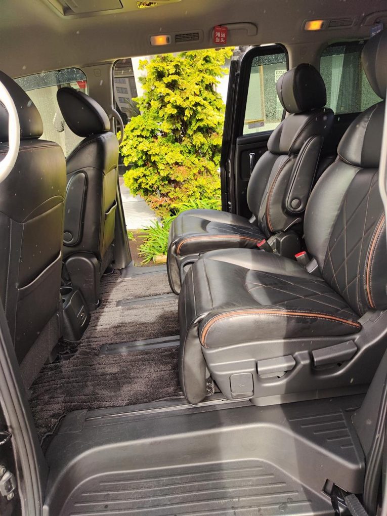2014 Nissan Elgrand 7 Seater
