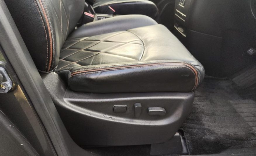 2014 Nissan Elgrand 7 Seater