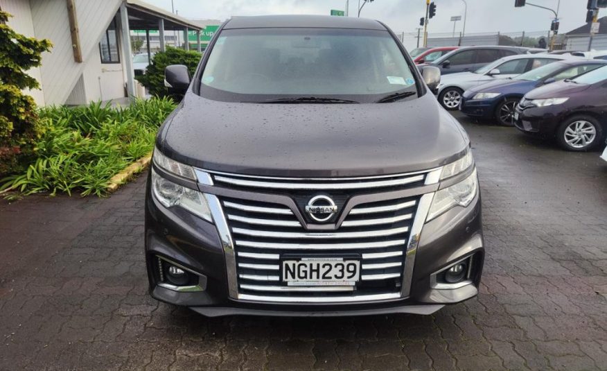 2014 Nissan Elgrand 7 Seater