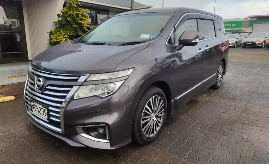2014 Nissan Elgrand 7 Seater