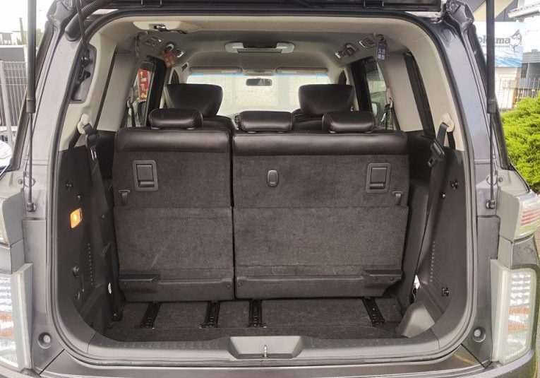2014 Nissan Elgrand 7 Seater