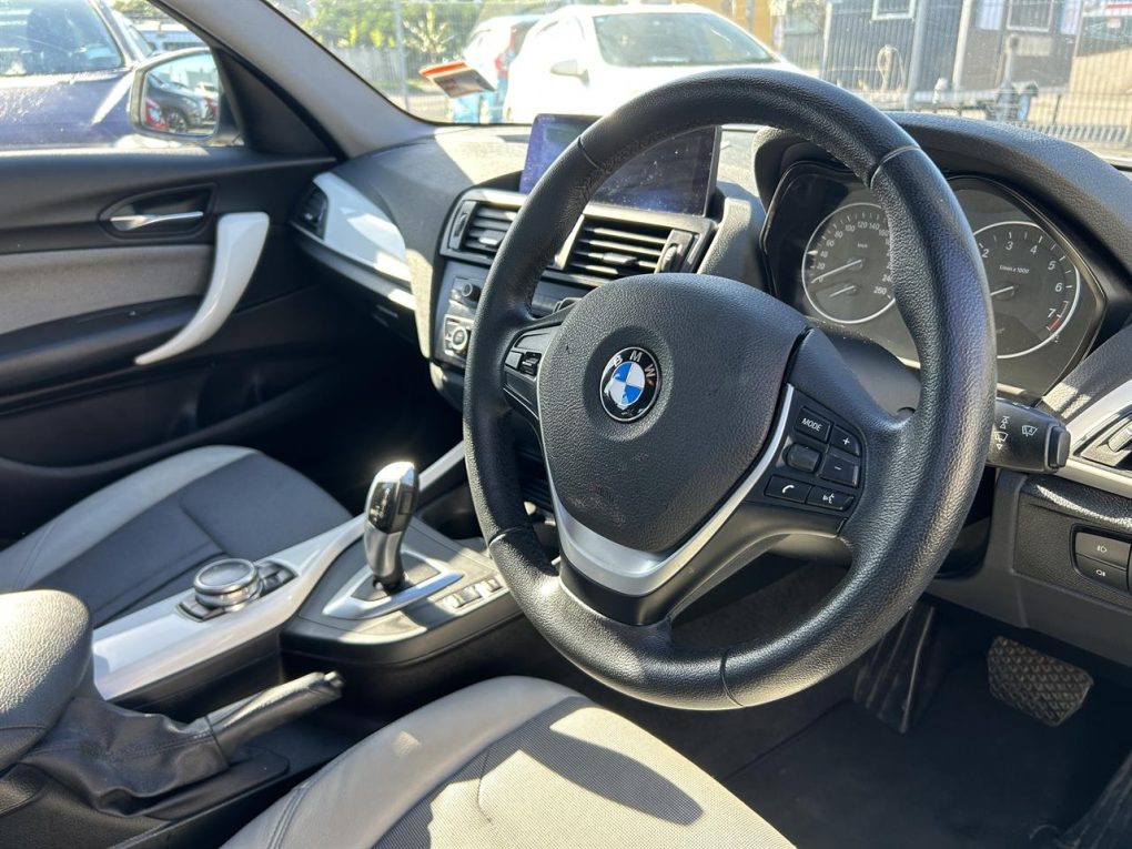 2014 BMW 116i LOW KM, PUSH START