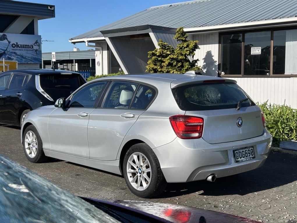 2014 BMW 116i LOW KM, PUSH START