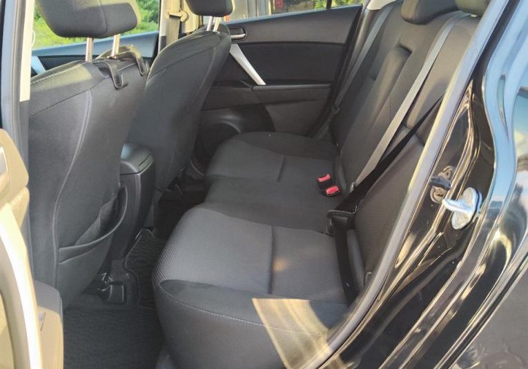 2012 Mazda Axela Saloon