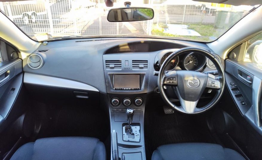2012 Mazda Axela Saloon