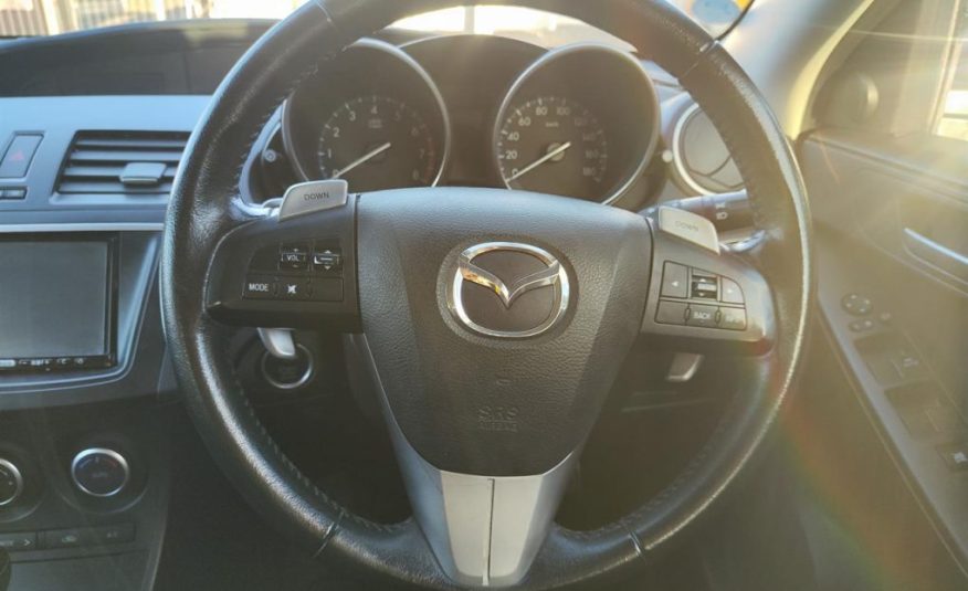 2012 Mazda Axela Saloon
