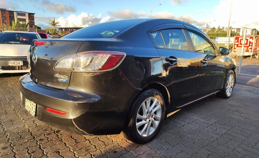 2012 Mazda Axela Saloon