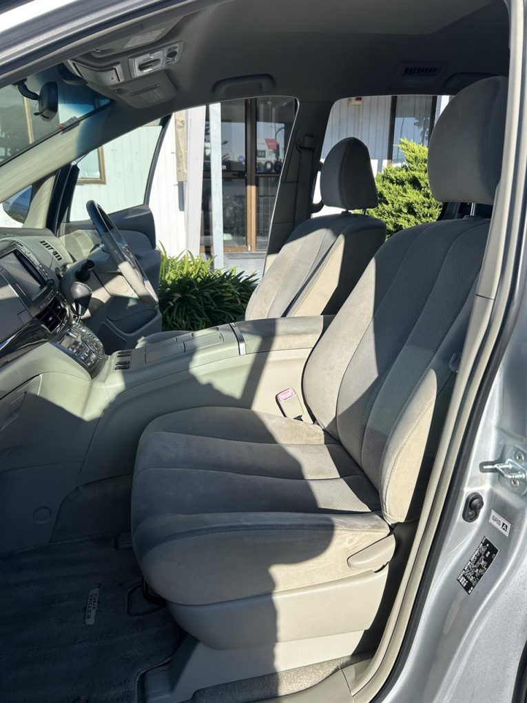 2009 Toyota Estima Hybird