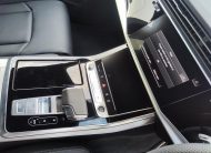 2023 Audi Q8 S line, 4WD