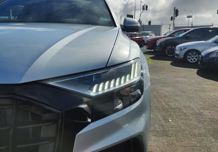 2023 Audi Q8 S line, 4WD