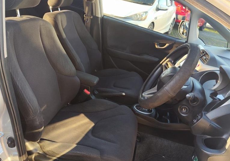 2011 Honda FIT HYBRID Hybrid
