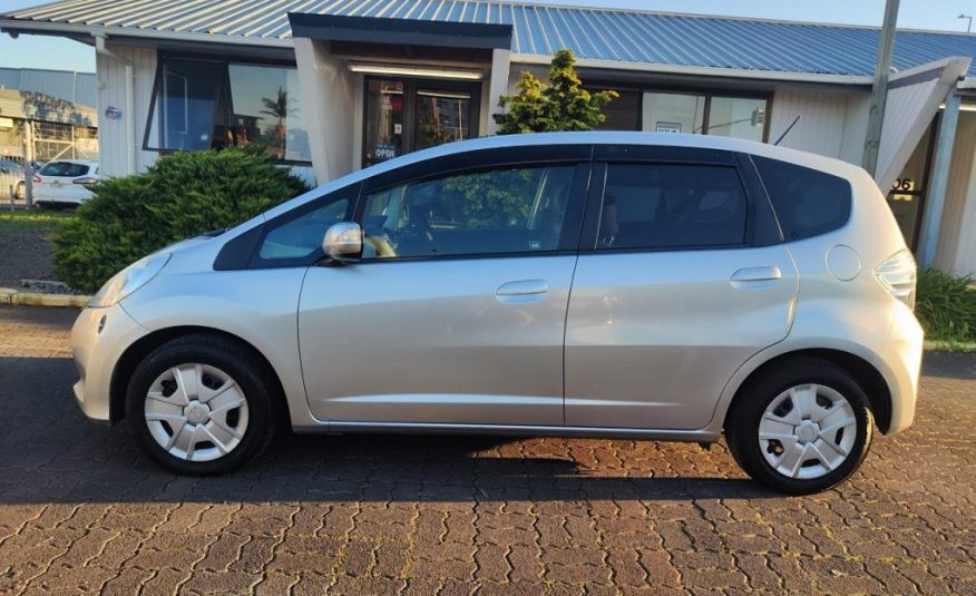 2011 Honda FIT HYBRID Hybrid
