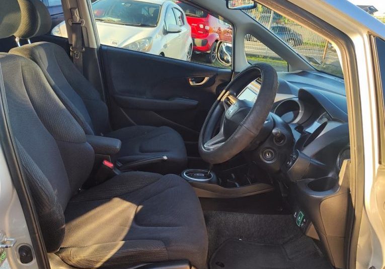 2011 Honda FIT HYBRID Hybrid