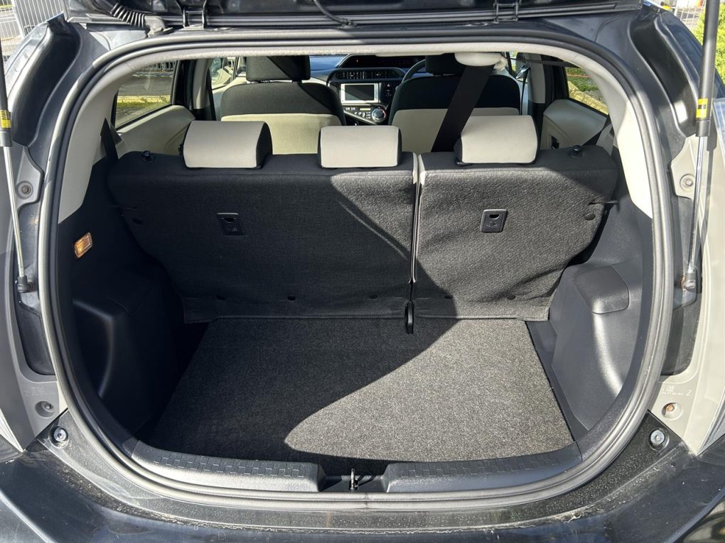 2014 Toyota Aqua S